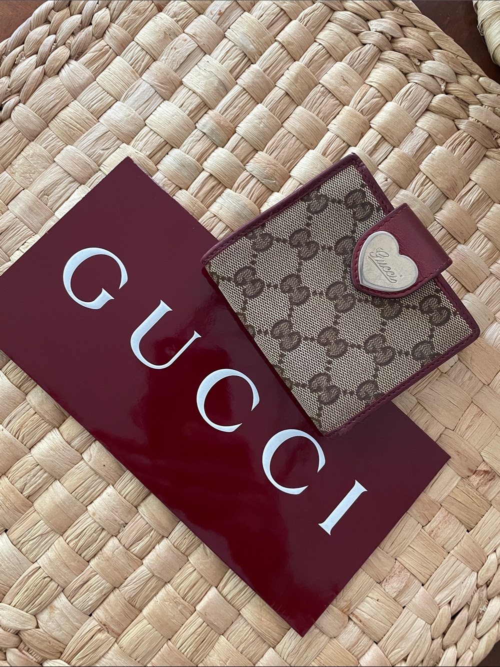 Authentic Gucci Canvas Leather with Plate Heart Bi Fold Wallet Logo Burgundy